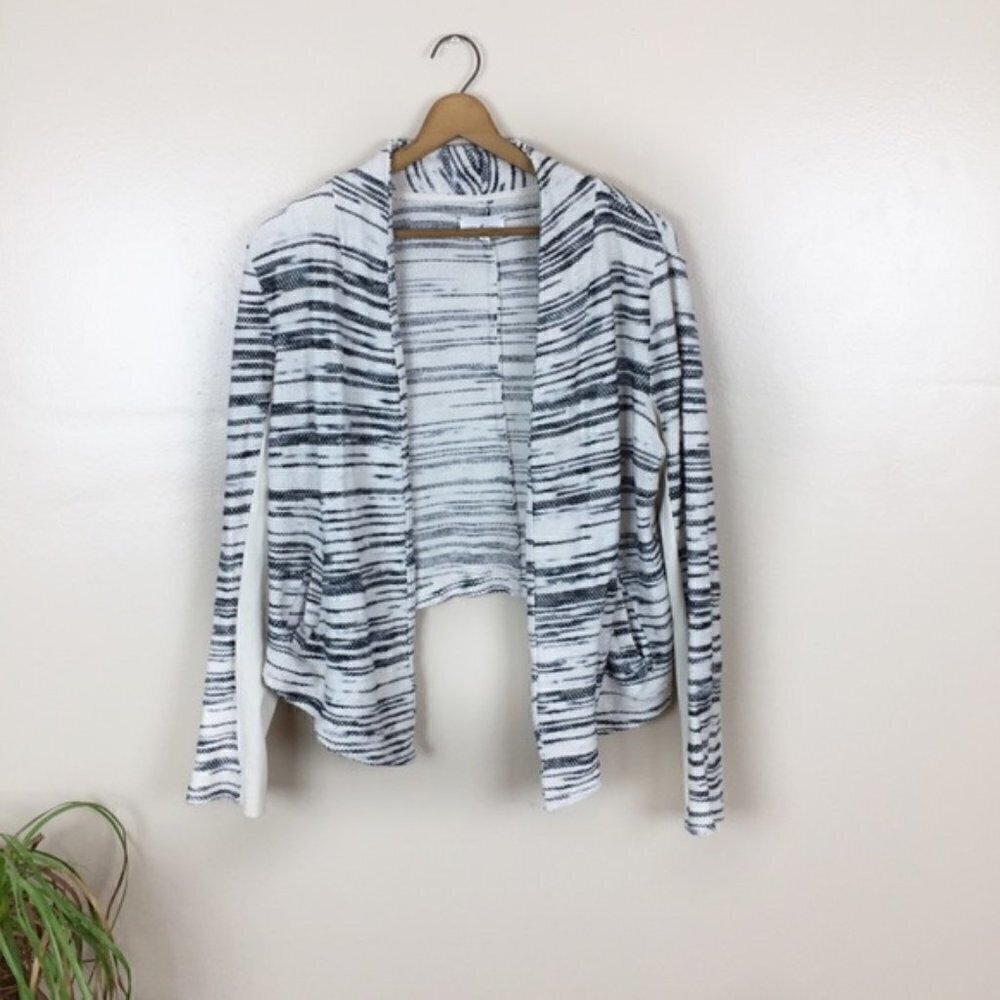 [Lou & Grey]Striped Open Front Knit Sweater